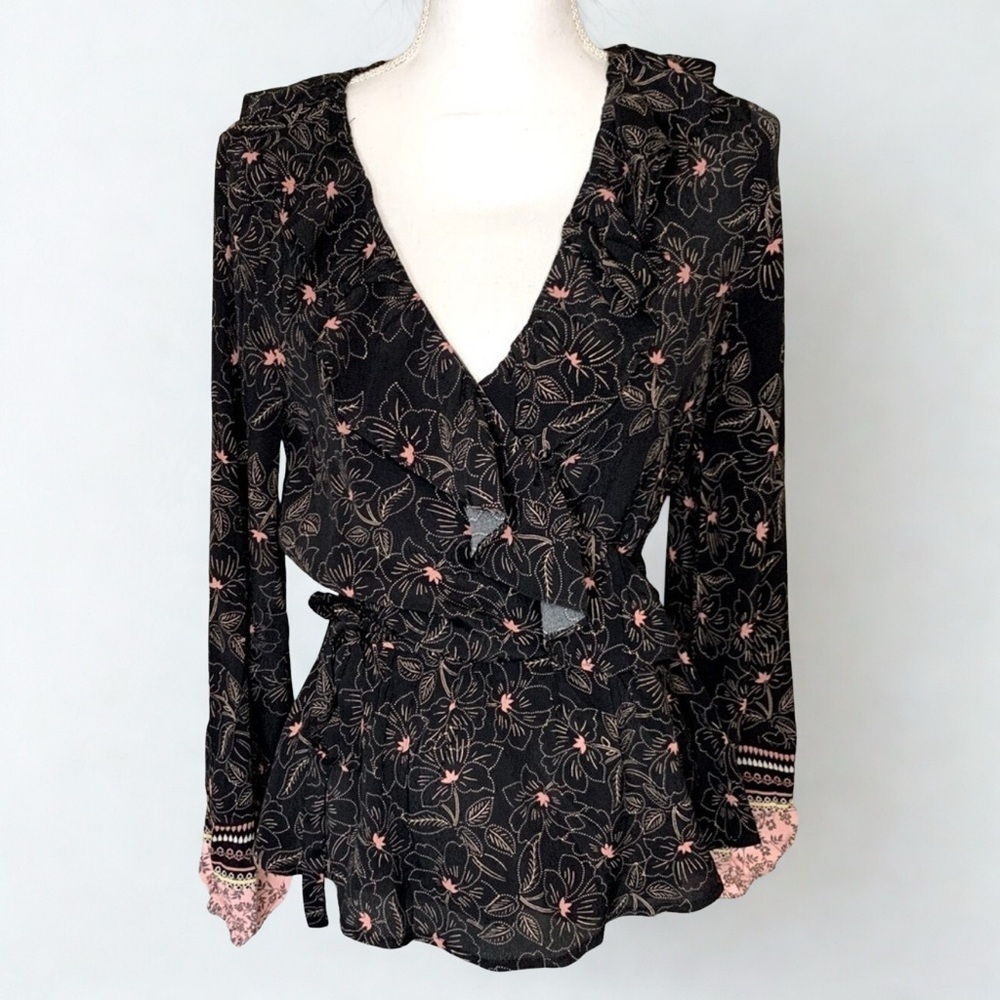 NWT Lovestitch Boho‎ Floral Wrap Top Blouse Women Small